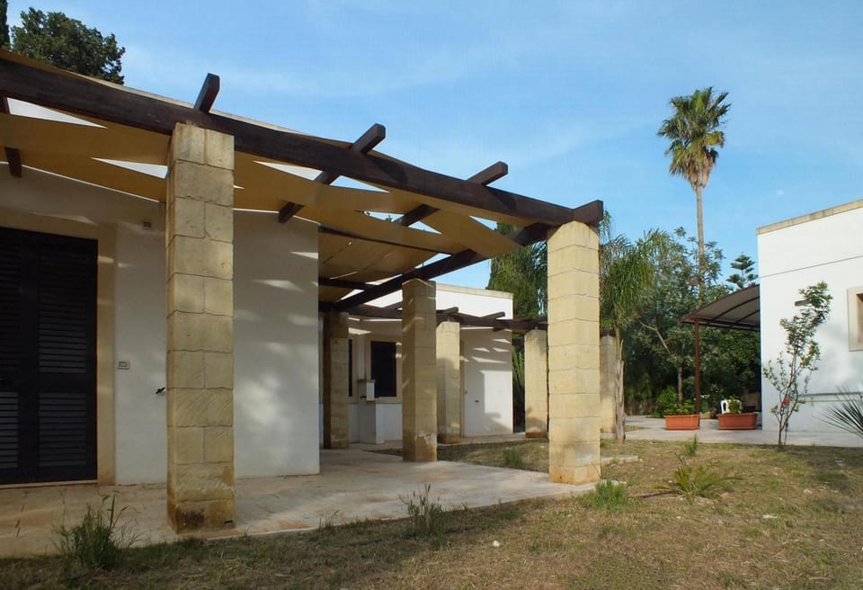 Agriturismo L'Angela Farm Stay in Apulia