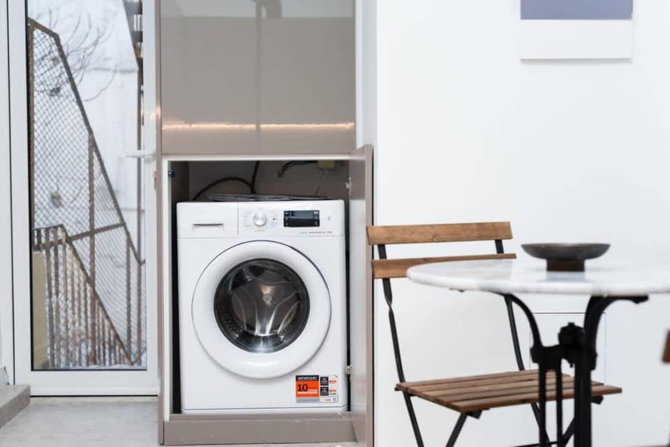 zen love, exarchia Apartment in Athens