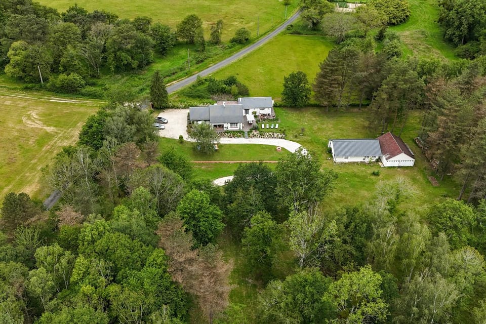 Property building, Bird's eye view, View (from property/room)