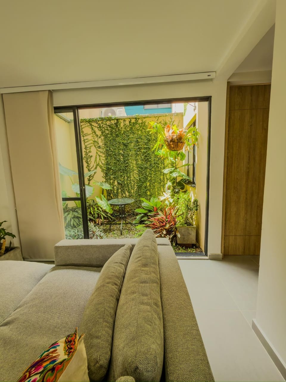 Garden, Photo of the whole room, Seating area, Garden view