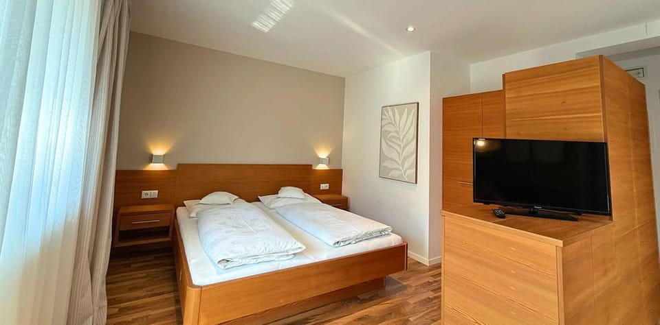 Residence Ferienwohnungen Santner - Moderne zentrale Ferienwohnungen in Naturns Südtirol - mit Parkplatz Apartment in Trentino-South Tyrol