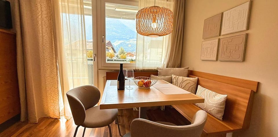 Residence Ferienwohnungen Santner - Moderne zentrale Ferienwohnungen in Naturns Südtirol - mit Parkplatz Apartment in Trentino-South Tyrol