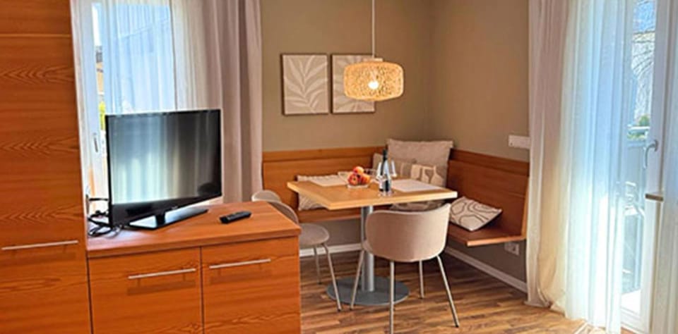 Residence Ferienwohnungen Santner - Moderne zentrale Ferienwohnungen in Naturns Südtirol - mit Parkplatz Apartment in Trentino-South Tyrol