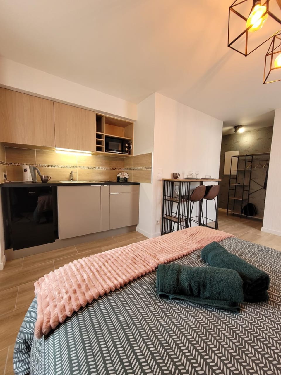 Kitchen or kitchenette