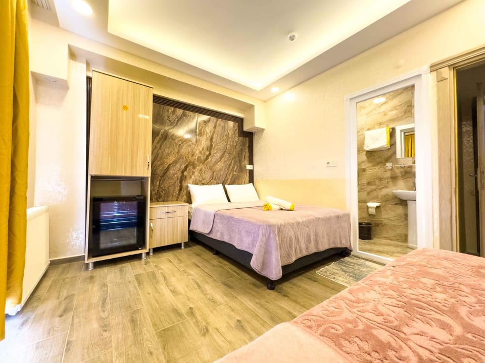 Bed, Photo of the whole room, Bedroom, towels, wardrobe