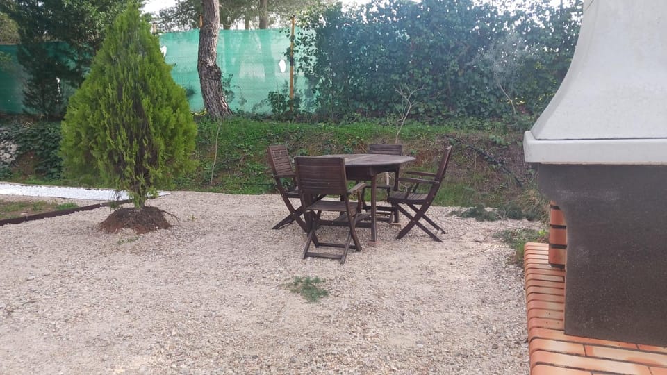 Patio, Dining area