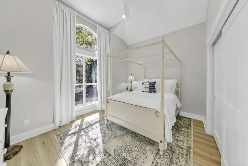 3 bed 3 bath beach and bay escape - Free golf cart House in Miramar Beach