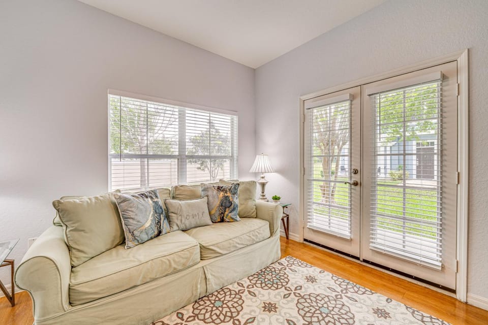 11 Mi to Disney: Venetian Bay Villages Townhome! House in Kissimmee