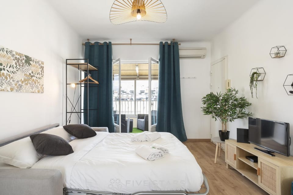 Studio Californie FSHH Apartment in Nice