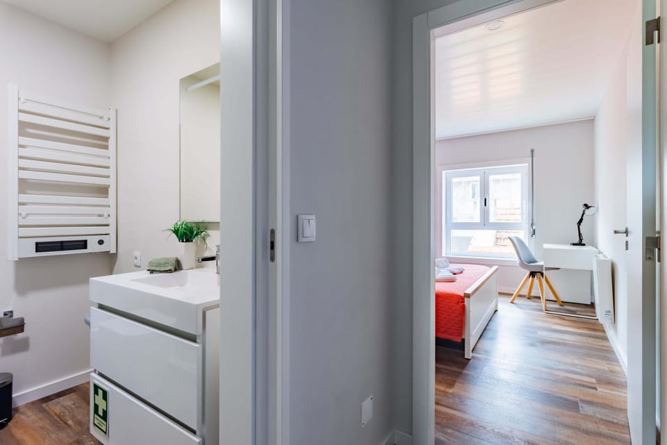 Bathroom, Bedroom