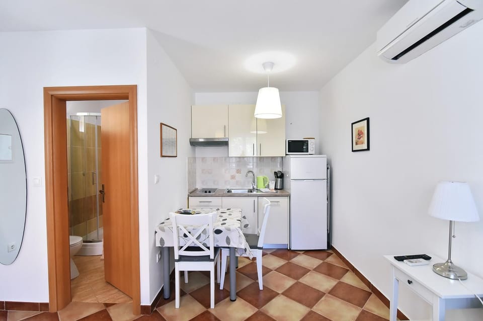 Apartments Luni Apartment in Lika-Senj County