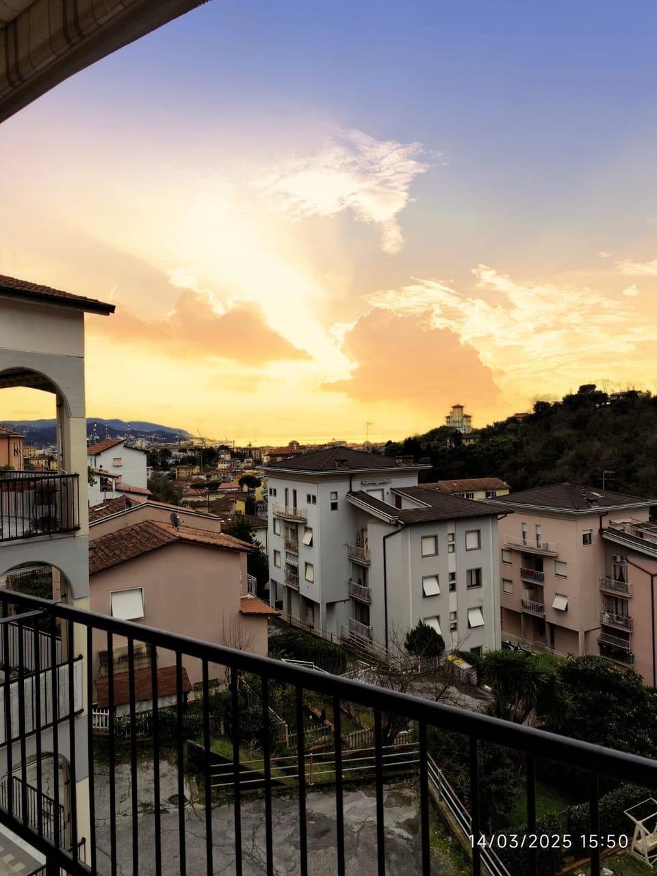 Natural landscape, Balcony/Terrace, Sunrise