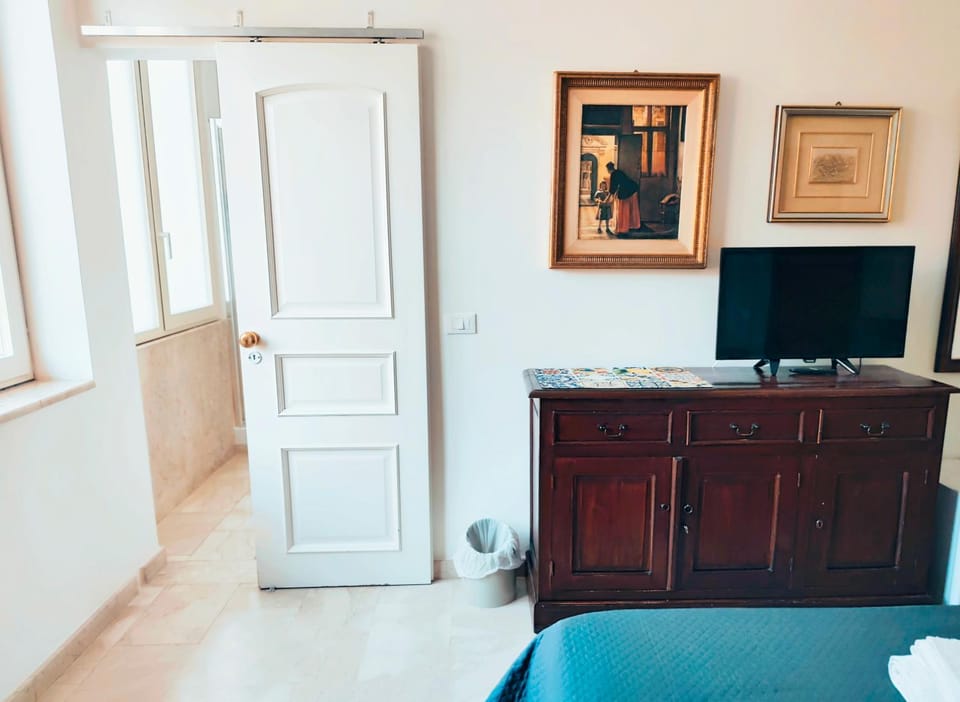 Bathroom, Bedroom