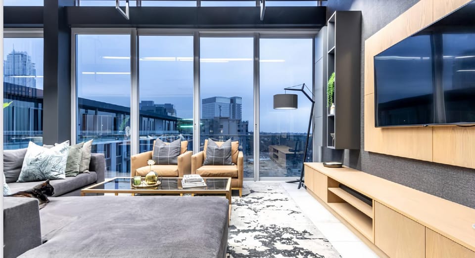 Communal lounge/ TV room, TV and multimedia, Living room, Seating area
