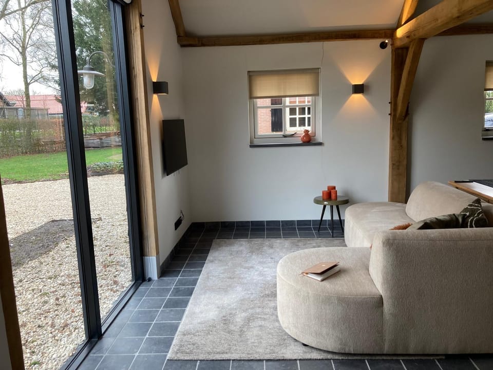 Garden, TV and multimedia, Living room, Seating area, Garden view
