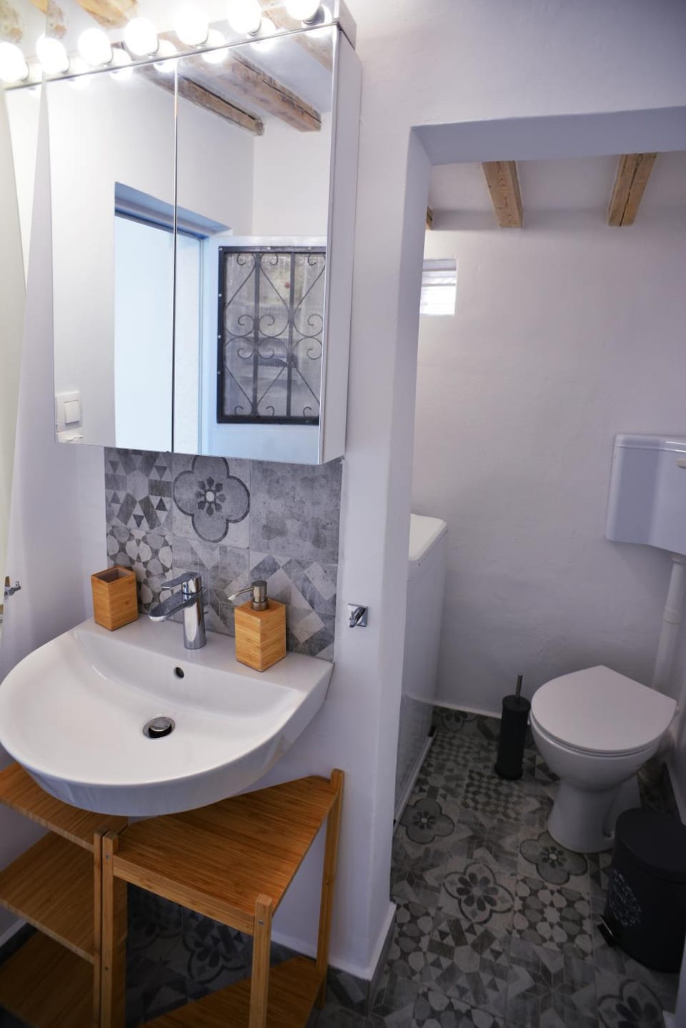 Toilet, Bathroom