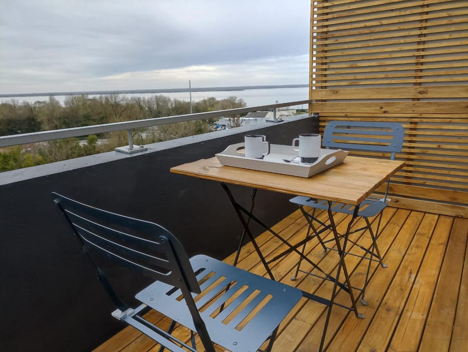 Balcony/Terrace, Balcony/Terrace