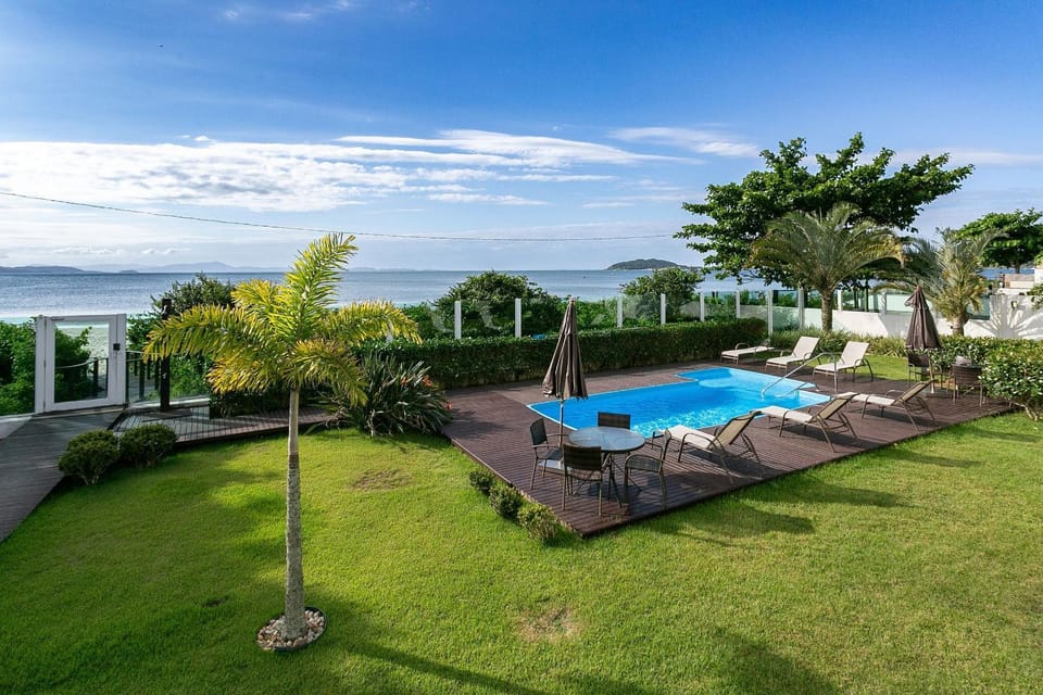 Natural landscape, Garden, Garden view, Pool view, Sea view, Swimming pool, sunbed