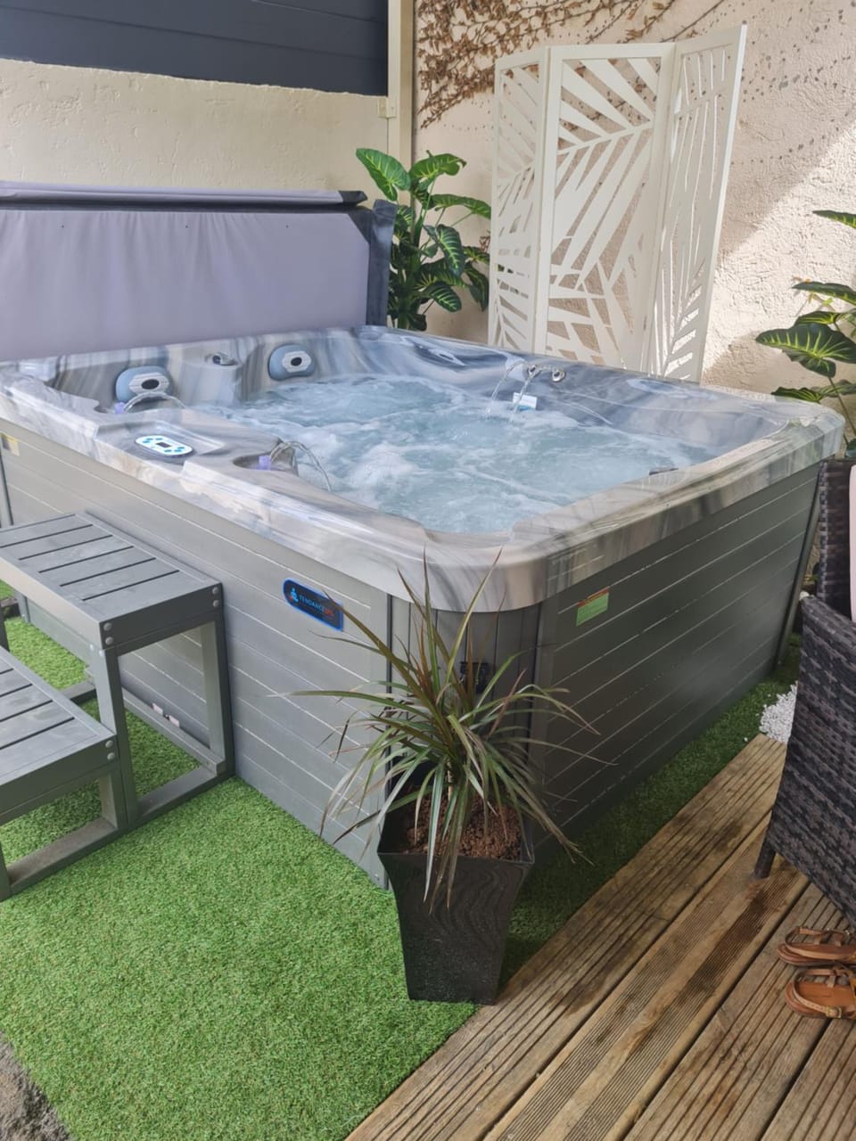 Hot Tub