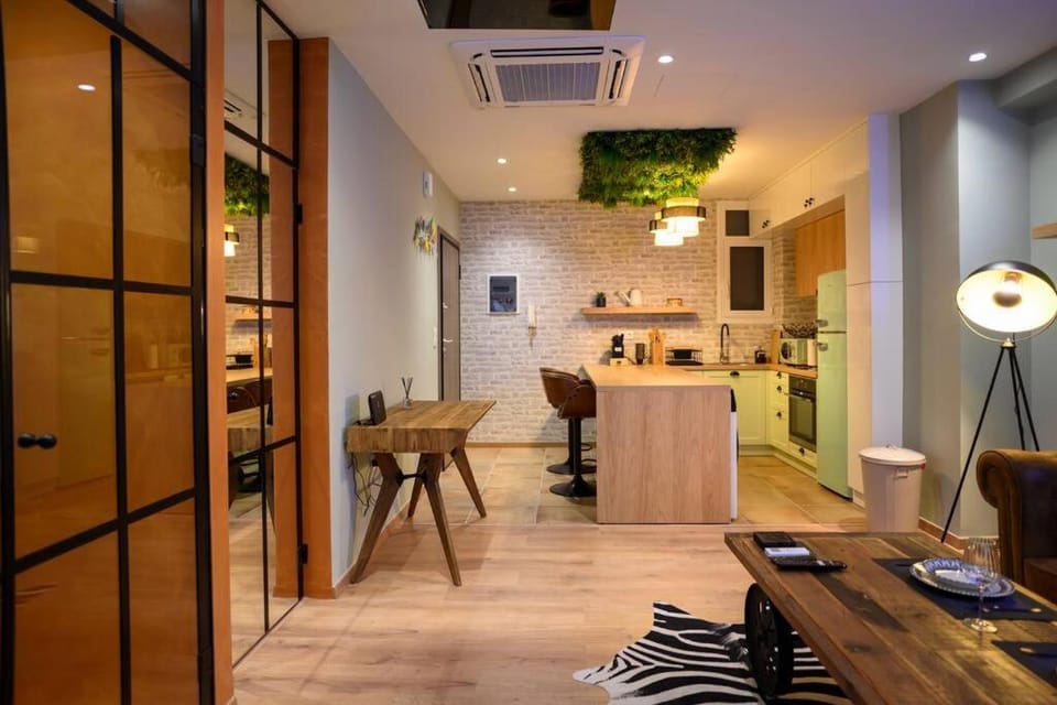 Hidden Garden of Kallithea Apartment in Kallithea