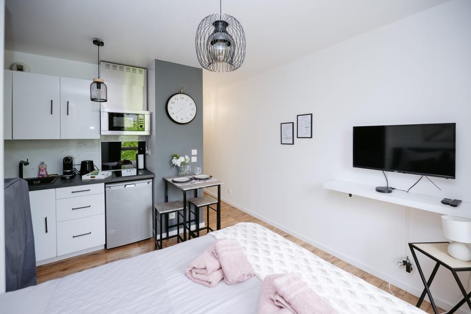 NeuvaRoom Apartment in Île-de-France