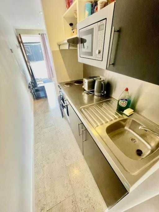 Cambridge City Centre Studio, Sleeps 3 Apartment in Cambridge