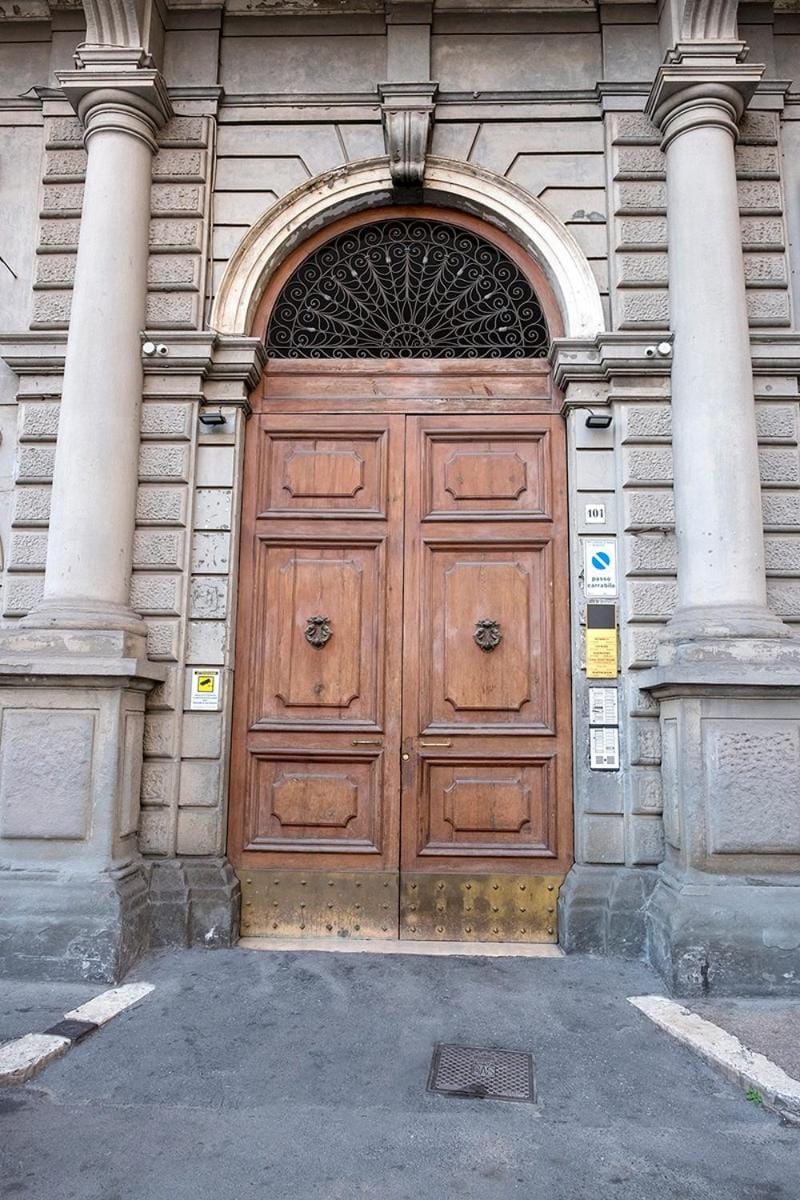 Property building, Facade/entrance