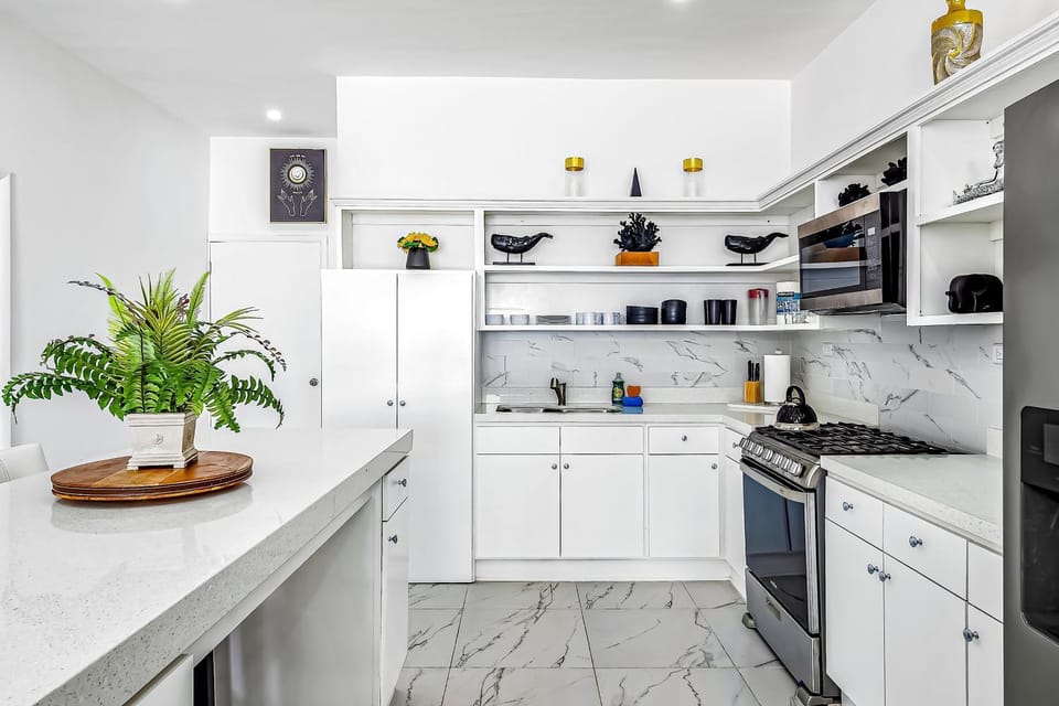 Kitchen or kitchenette, kitchen