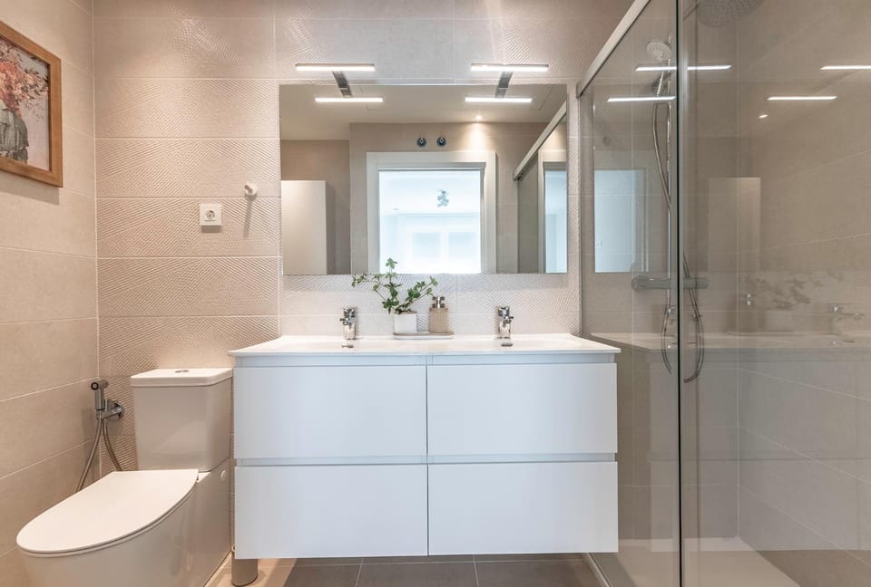 Shower, Bathroom