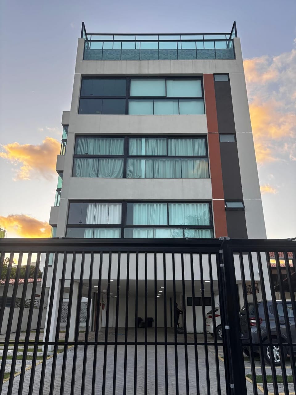 Property building, Day