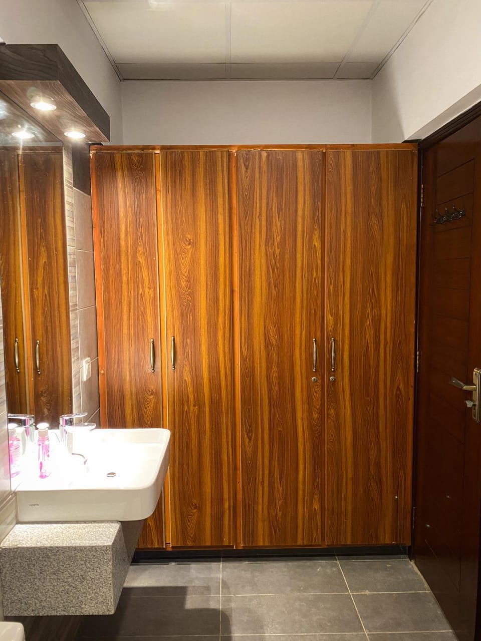 3 Bedroom Luxury Apartment in Gated DHA Phase 8 Apartment in Karachi