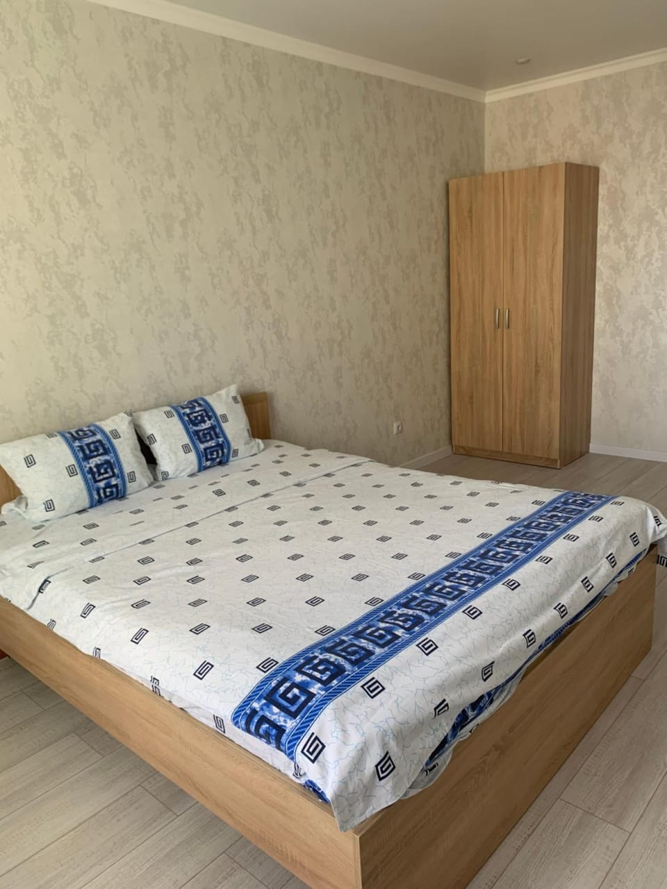 Bedroom, wardrobe