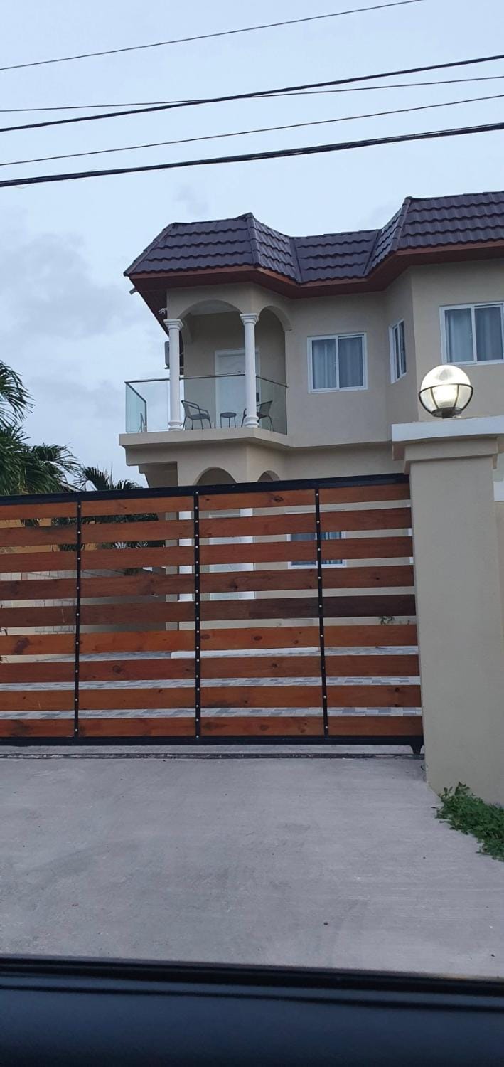 Sorina's Apartments Apartment in Ocho Rios