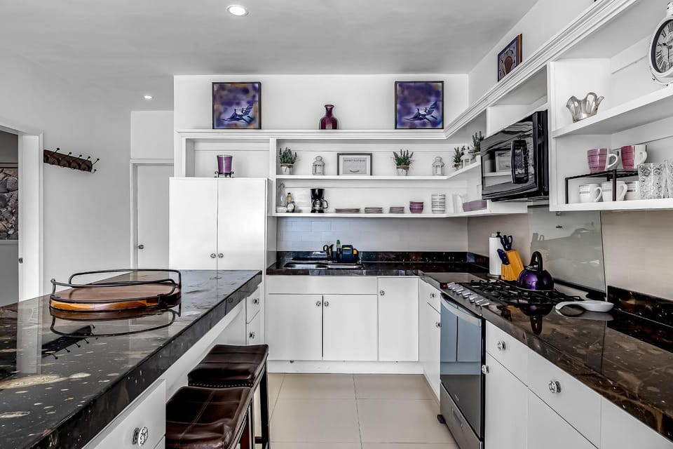 Kitchen or kitchenette, kitchen