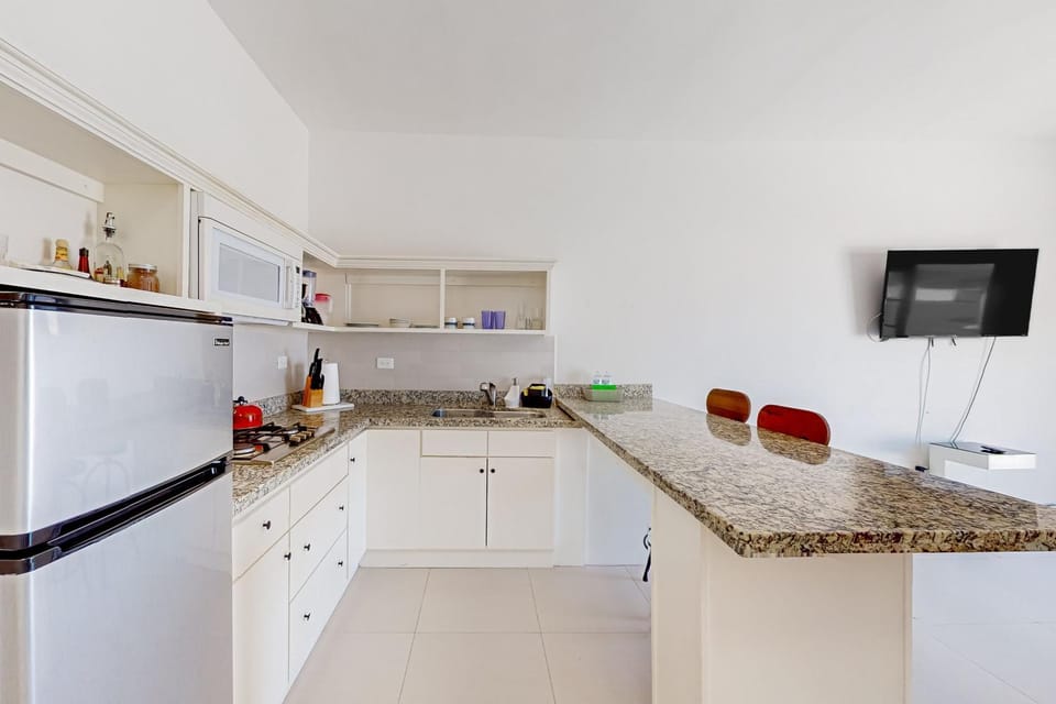 Kitchen or kitchenette, kitchen