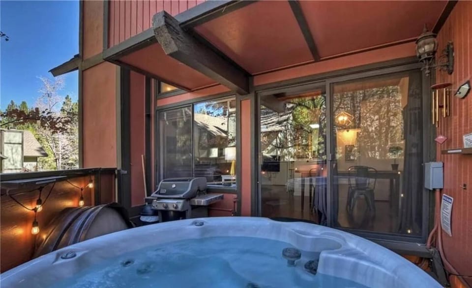 Spa Steps to Lift Private Spa BBQ Massage Chair House in Big Bear