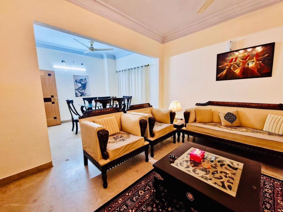 Family Apart ISB F-11 #5 Apartment in Islamabad