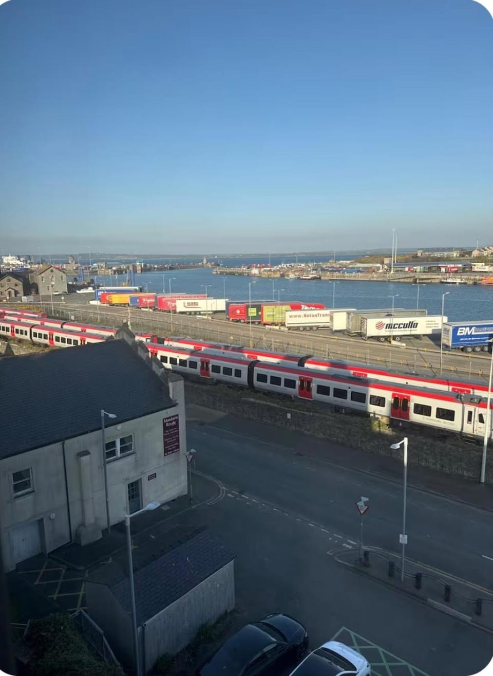 Lower Harbour watch Apartment in Wales
