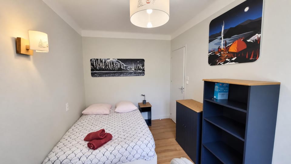 Bed, Bedroom, storage