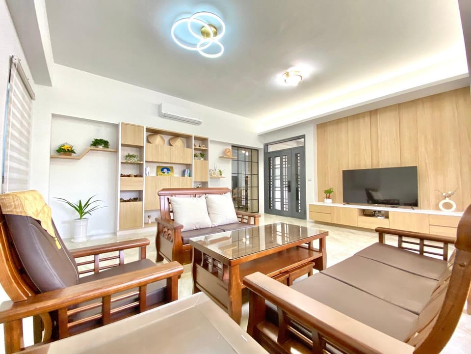 Communal lounge/ TV room, Communal lounge/ TV room