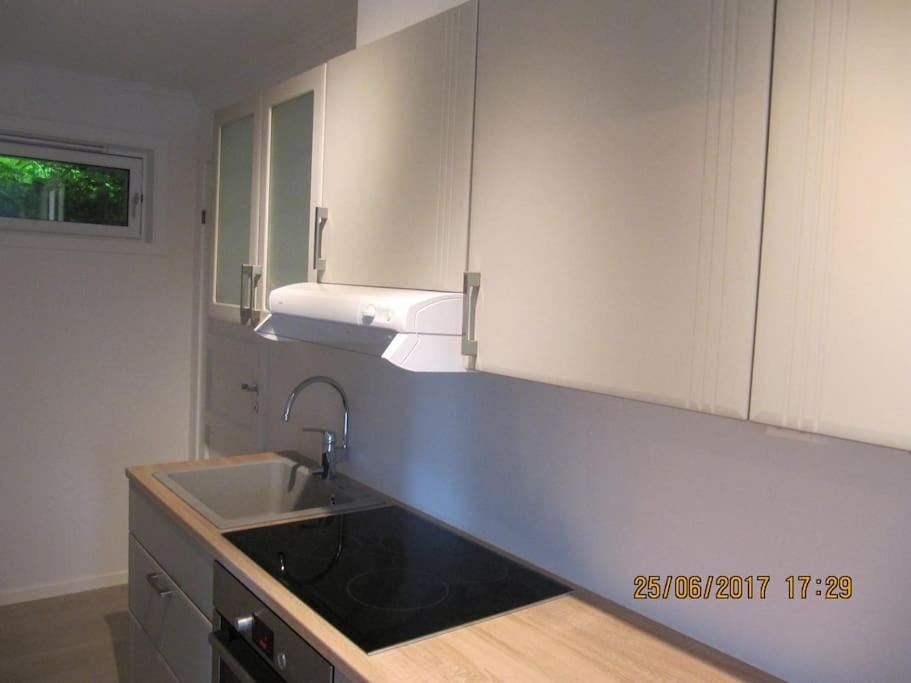 Sentralt beliggende leilighet ved Fjellheisen - Tromsø Apartment in Tromso