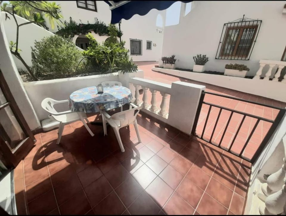 Apartment In Los Cristianos with pool in Port Royal Apartment in Los Cristianos