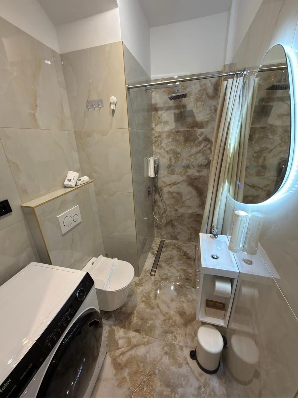 NOVA LUXURY DESIGN Bed and Breakfast in City of Zagreb