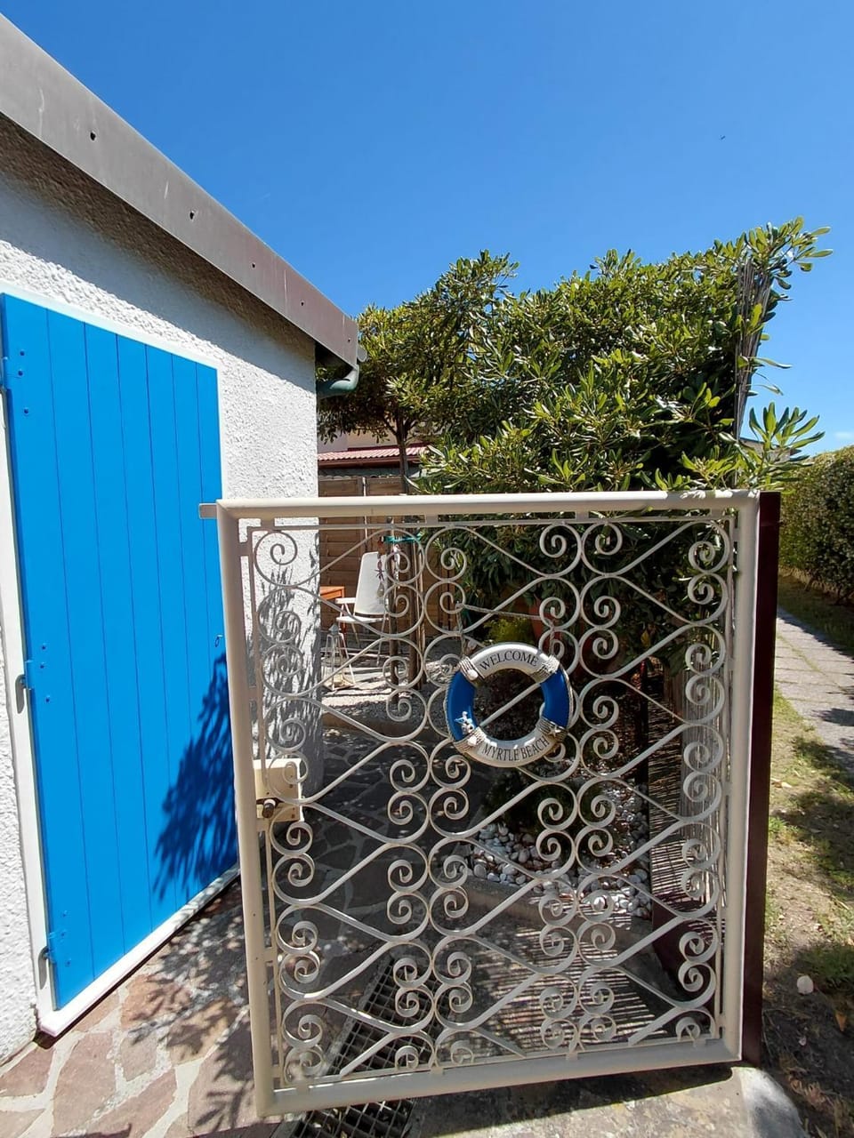 Monolocale con giardino privato, 1 minuto dal mare House in Marina di Pisa