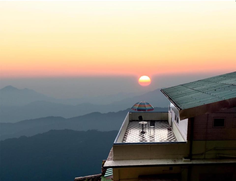 Balcony/Terrace, Balcony/Terrace, Mountain view, Sunrise