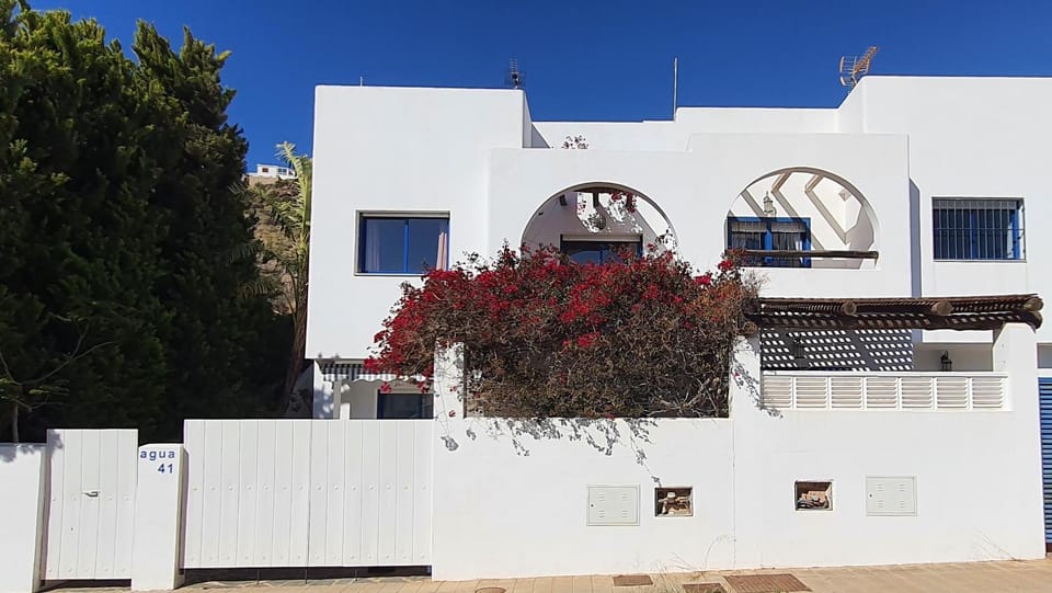 Facade/entrance, acessibility