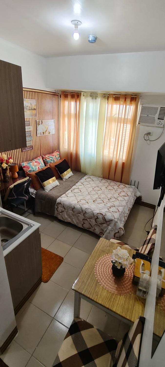 JJMC HOMESTAY 32 With Netflix and Unli Wifi Apartment in Mandaluyong