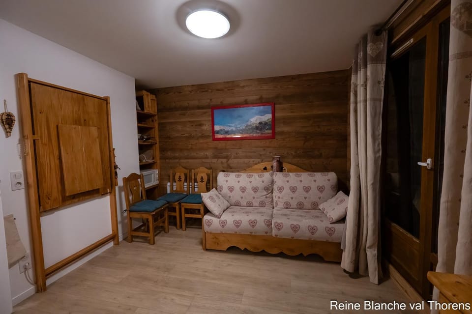 Val Thorens balcon plein sud Apartment in Les Allues