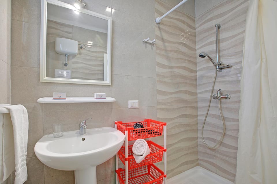 Shower, Bathroom