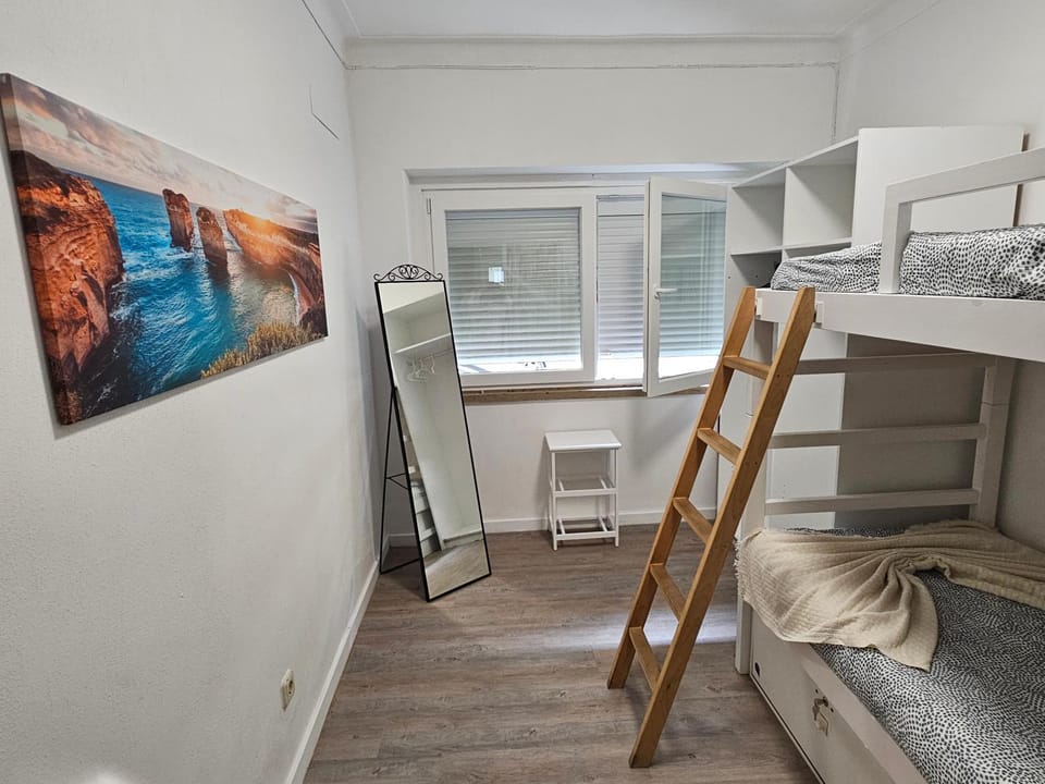 Photo of the whole room, bunk bed